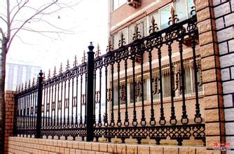 ����Χ��